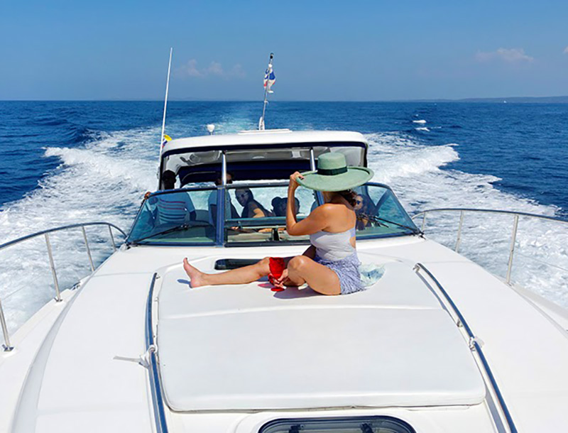 Miami yacht party rental